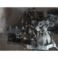 МКПП Hyundai Santa-Fe 2 2.2 CRDI 4WD: агрегат, модель, рік, об'єм двигуна, паливо - українською за правилами мерчант гугл.