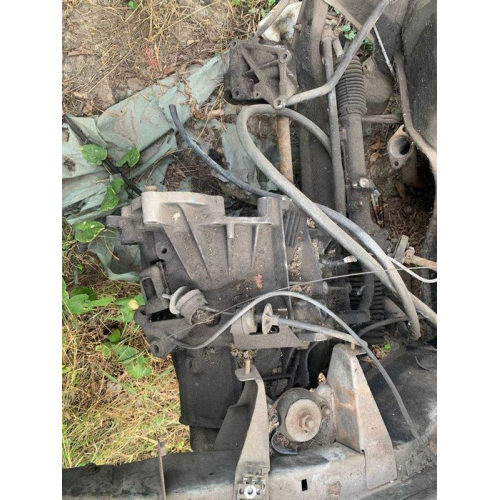 МКПП Пежо 305. 1986 года МКПП Пежо 305. 1986 года