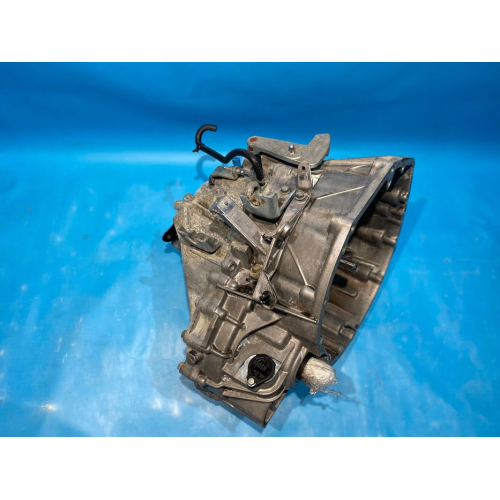 Коробка передач 6-ступка для Qashqai J10 та Xtrail 2.0dci 2WD. Коробка передач 6-ступка для Qashqai J10 та Xtrail 2.0dci 2WD.