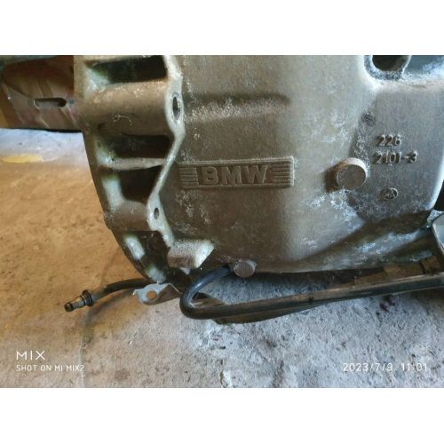 Механічна коробка передач + роздаткова коробка BMW E46 M54B30 330xi 2003 3.0 л бензин.