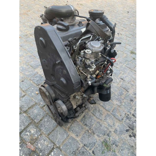 Формуй Мотор Volkswagen Passat B3 1.9 д 1991 1.9 л дизель. Формуй Мотор Volkswagen Passat B3 1.9 д 1991 1.9 л дизель.