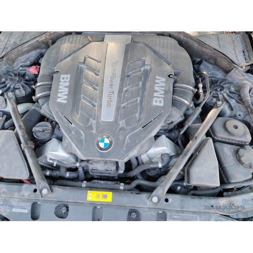 Двигун BMW N63 4.4 Twin Turbo для BMW F01, 2010 рік, об'єм 4.4 л, бензин. Двигун BMW N63 4.4 Twin Turbo для BMW F01, 2010 рік, об'єм 4.4 л, бензин.
