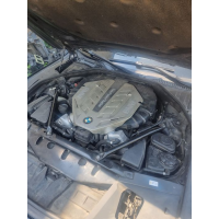 Двигун BMW N63B44, модель N63, випущений у 2010 році, об'єм 4.4 літра, бензиновий.