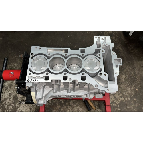 Мотор BMW N20 для F10, F30, X3 F25. Рік випуску - 2011. Об'єм двигуна - 2.0 літра. Паливо - бензин. Установка безкоштовна. Мотор BMW N20 для F10, F30, X3 F25. Рік випуску - 2011. Об'єм двигуна - 2.0 літра. Паливо - бензин. Установка безкоштовна.