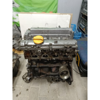 Блок двигуна Opel X18XE1 1,8 2001 бензин Zafira Astra Vectra.