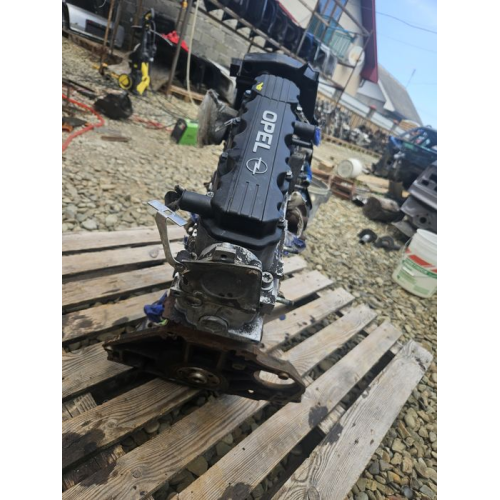 Мотор Opel Omega A B X20SE 2.0 8V, 1994, бензин. Мотор Opel Omega A B X20SE 2.0 8V, 1994, бензин.