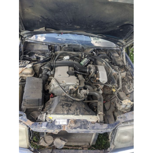 Двигун Mercedes M111.920, 2.2 л, бензин, 1993 рік. Двигун Mercedes M111.920, 2.2 л, бензин, 1993 рік.