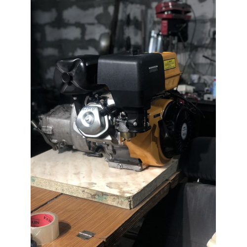 Міні трактор "Мотор" 15л.с., модель МТ-15, випущений в 2021 році, об'єм двигуна 400 см³, паливо - бензин.