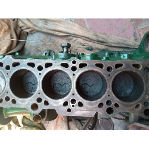 Двигун Volvo D24T 1985 2.4 л дизель. Двигун Volvo D24T 1985 2.4 л дизель.
