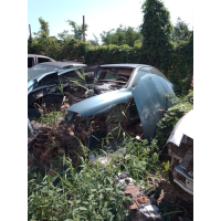 Двигун Oldsmobile Aurora 4.0 бензин АКПП, рік випуску невідомий.