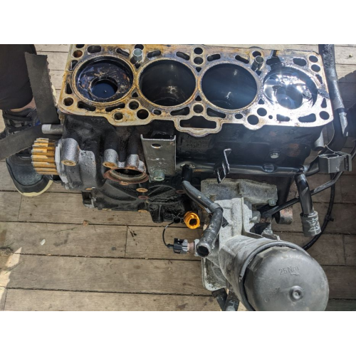 Блок двигуна Volkswagen Golf 4 дизельний з поршнями, 1.9 TDI, 2002 р.в., 1.9 л. Блок двигуна Volkswagen Golf 4 дизельний з поршнями, 1.9 TDI, 2002 р.в., 1.9 л.