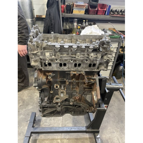 Двигун Renault Master 3 2010-2014 2.3 л дизель. Двигун Renault Master 3 2010-2014 2.3 л дизель.