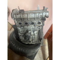 Двигун Volkswagen Golf 4 1.4 2002 1.4 л бензин.