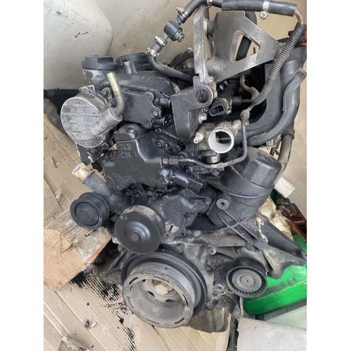 Двигун Mercedes 2.2 cdi, модель OM651, 2015 рік, об'єм 2.2 л, паливо - дизель. Двигун Mercedes 2.2 cdi, модель OM651, 2015 рік, об'єм 2.2 л, паливо - дизель.