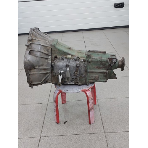 Коробка 113 для Mercedes T1, відмінний стан, українська мова, агрегат, модель, рік, об'єм двигуна, паливо.