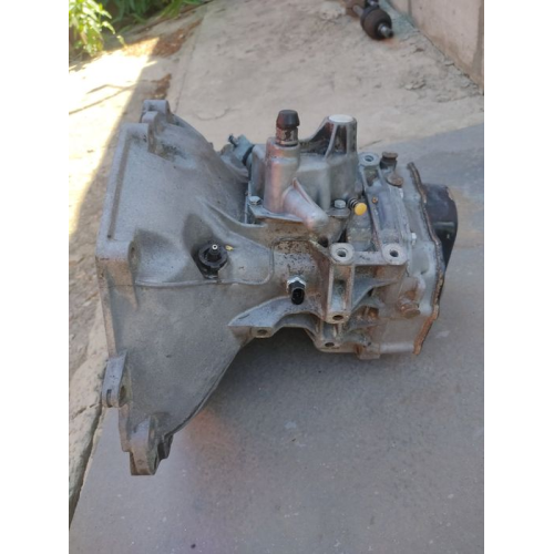 Продам коробку передач Opel astra 1.6 Продам коробку передач Opel astra 1.6