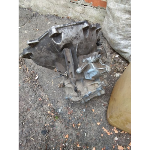 Продам коробку передач opel kadett 1.3 Продам коробку передач opel kadett 1.3