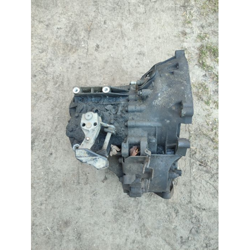 Коробка передач Ford Mondeo MK3 2.0 дизель 2005 рік. Коробка передач Ford Mondeo MK3 2.0 дизель 2005 рік.