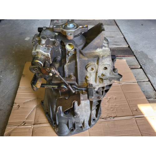 Коробка передач КПП Sprinter 903 2.2 2.7. Коробка передач КПП Sprinter 903 2.2 2.7.