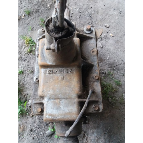 Коробка від ЗІС-110, 1950 р.в., 5,5 л двигун бензин. Коробка від ЗІС-110, 1950 р.в., 5,5 л двигун бензин.