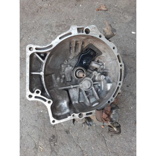 Коробка в сборе на Mazda 323, хороший стан, українська, назва агрегату - коробка передач, модель - Mazda 323, рік випуску - невідомий, об'єм двигуна - невідомий, паливо - невідоме. Коробка в сборе на Mazda 323, хороший стан, українська, назва агрегату - коробка передач, модель - Mazda 323, рік випуску - невідомий, об'єм двигуна - невідомий, паливо - невідоме.