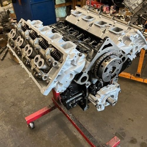 Продам мотор 5.7 hemi Продам мотор 5.7 hemi