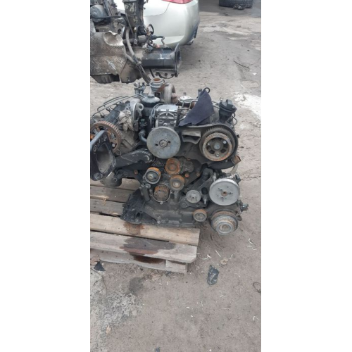 Двигун Audi A6C5 2.5 TDI 2003 2.5 л дизель.