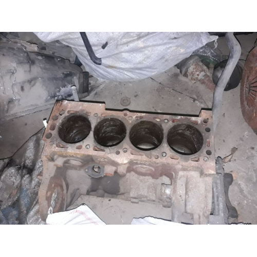 Мотор Opel Astra 1.6 2015 1.6 л бензин.