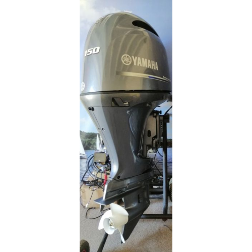 Продам мотор Yamaha F150 Продам мотор Yamaha F150