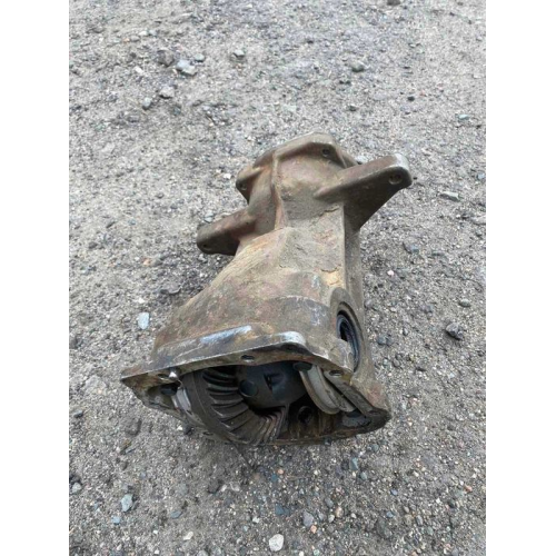 Роздавальна коробка від Hyundai Tucson 2008 р. 2,0 16 V. Роздавальна коробка від Hyundai Tucson 2008 р. 2,0 16 V.