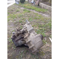 Продається коробка фольцваген т_4 2/4 ц 8000грн