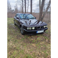 Двигун BMW M21, модель 524 td, випущений у 1990 році, об'єм 2.4 л, працює на дизельному паливі.