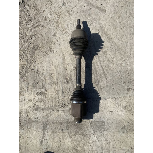 Полуось права для Volkswagen Т5/T6 Multivan/Caravelle, 2010 рік, об'єм двигуна 2.0 літра, дизельне паливо.