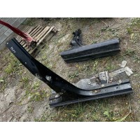 Toyota RAV4 2006-2013 CA30W центральна стійка R KL1037 6131142030