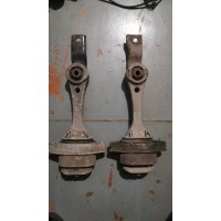 1j0 199 851 Подушка двигатля Октавия тур, Бора, Гольф 4, Ауди А3
