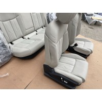 Салон Audi електро