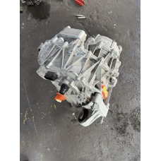 Передній мотор tesla y 2024