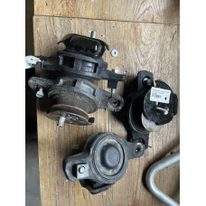 Subaru Forester подушки мотора