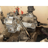 Коробка з делітелем і комом зіл 131