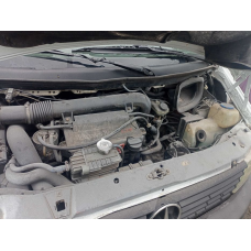 Двигун Mercedes-Benz OM651, 2.2 л, дизель, 2015 р.в. Відповідає стандартам якості та надійності. Готовий до розбору.