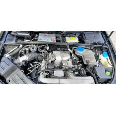 Двигатель мотор двигун Audi A6 C5 A4 B6 A8 2.5TDI AYM 114kw 155 к. с.